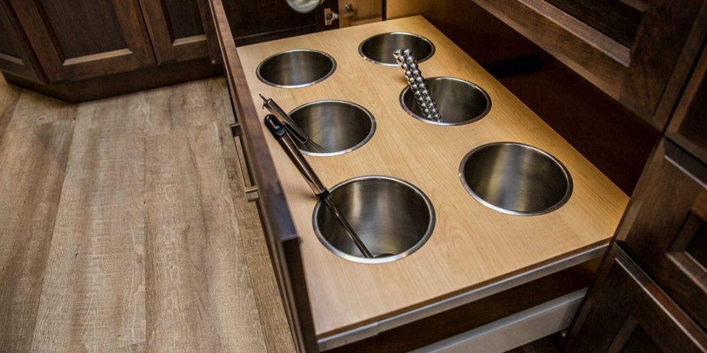 Kitchen Cabinets Arrangement