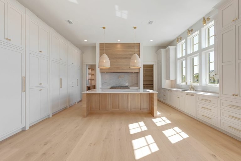 covered-bridge_blu-cabinets-2