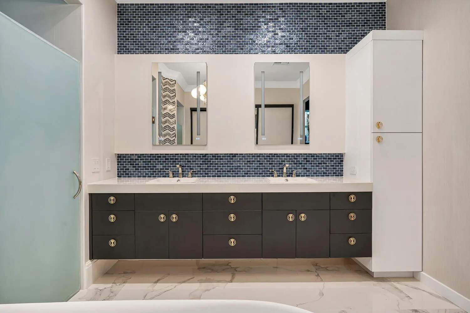 Kitchen with Prodigy Cabinetry cabinets